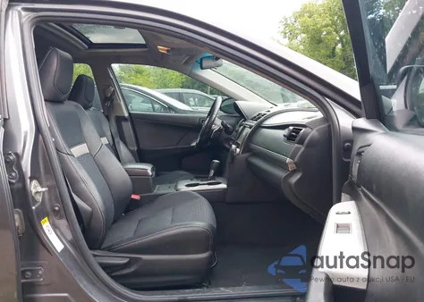 2014 Toyota Camry L/Le/Se/Se Sport/Xle из США, поврежденный, VIN 4T1BF1FK2EU387989